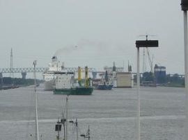 Reger Schiffsverkehr auf dem Nord-Ostsee-Kanal